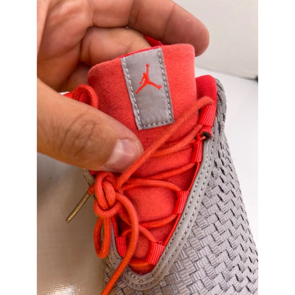 Jordan Air Jordan Future Low BG sneakers. Size 7Y - Picture 13 of 13